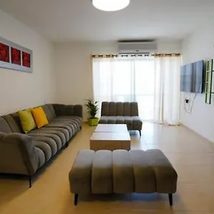 פנורמה לים האדום דירה